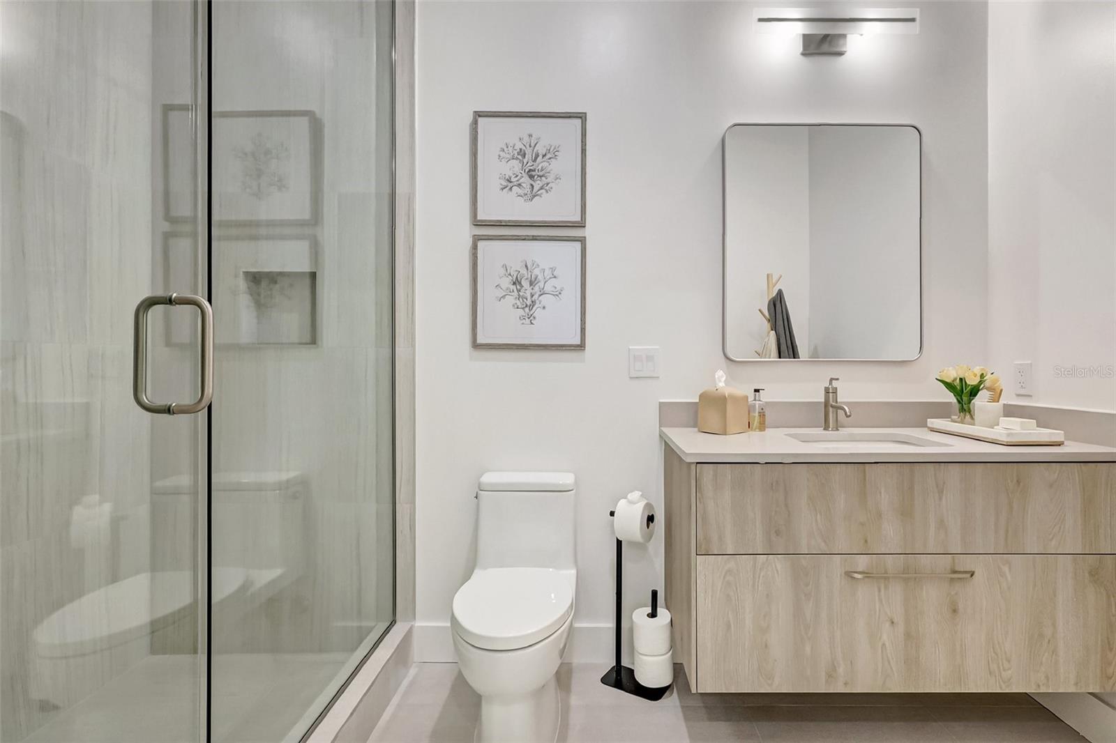 THE DEMARCAY - Residential