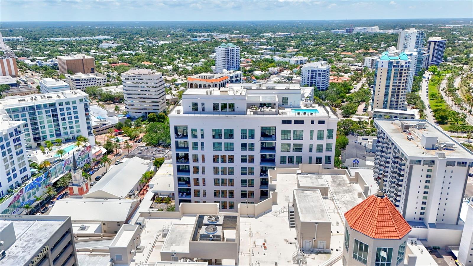 THE DEMARCAY - Residential