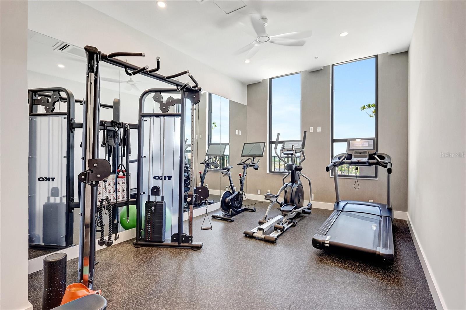 THE DEMARCAY - Residential