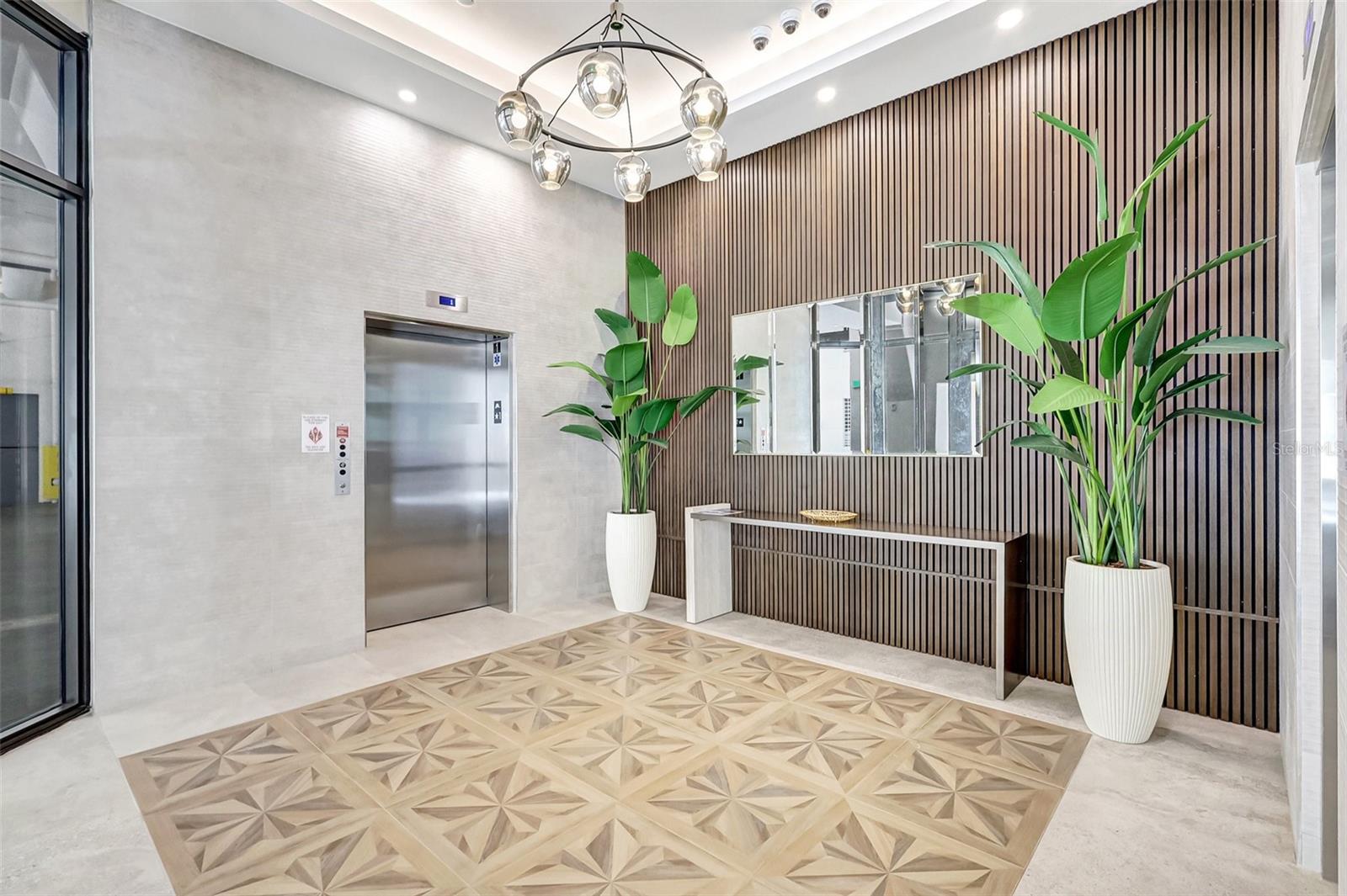 THE DEMARCAY - Residential