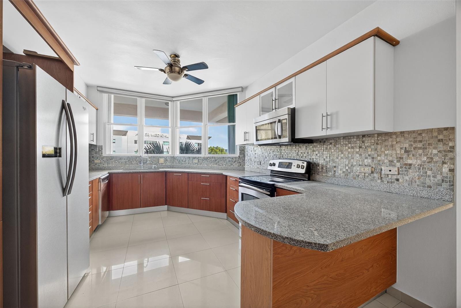 CONDOMINIO TORRES CIBELES - Residential