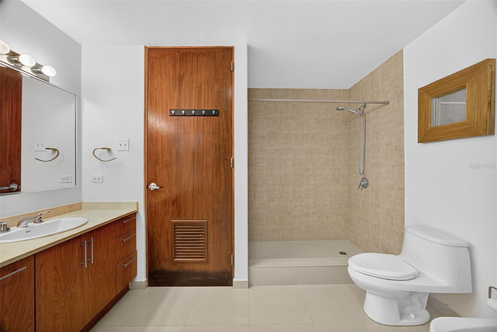 CONDOMINIO TORRES CIBELES - Residential