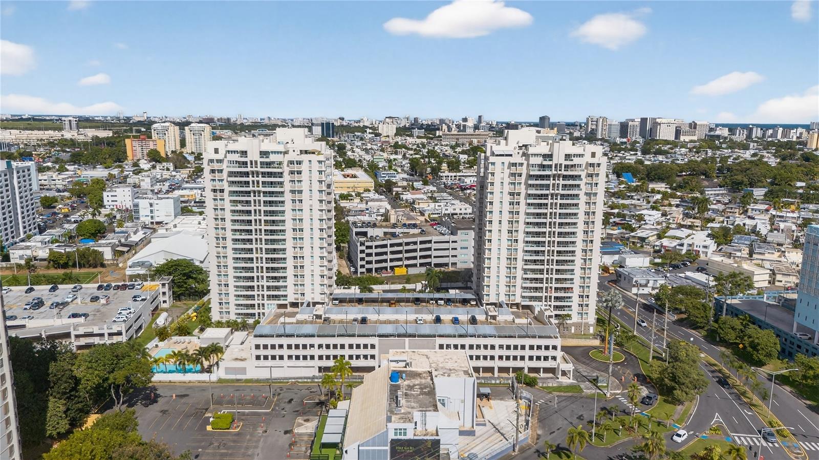 CONDOMINIO TORRES CIBELES - Residential