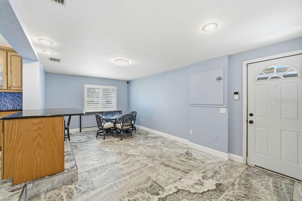 MEADOW LAWN 10TH ADD - Residential