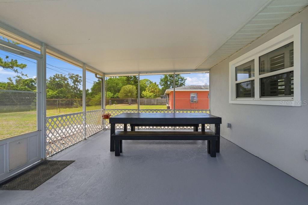 MEADOW LAWN 10TH ADD - Residential