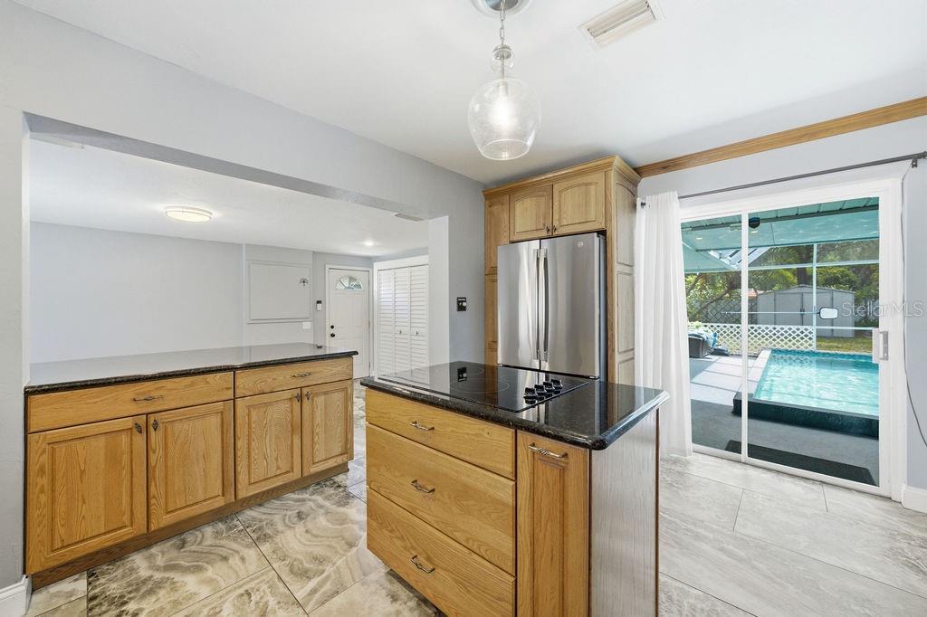 MEADOW LAWN 10TH ADD - Residential