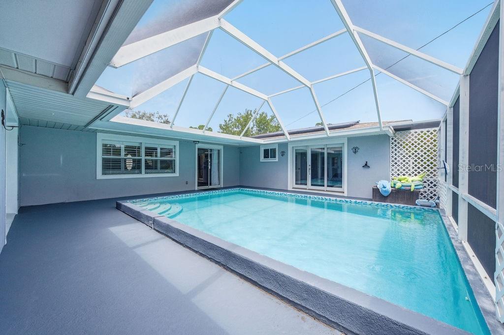 MEADOW LAWN 10TH ADD - Residential