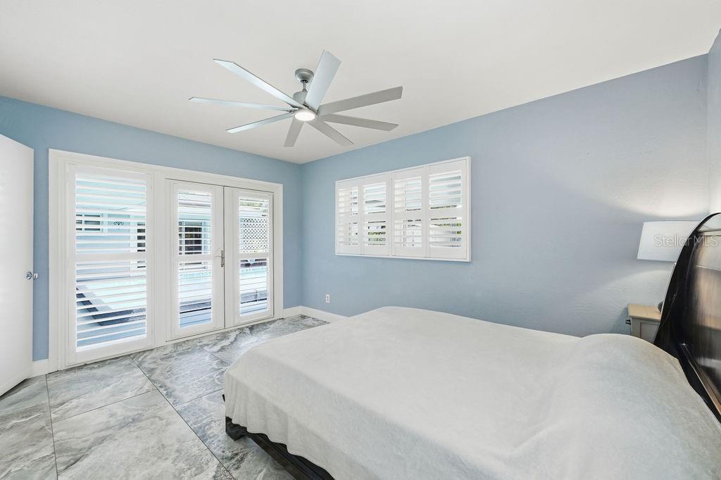 MEADOW LAWN 10TH ADD - Residential