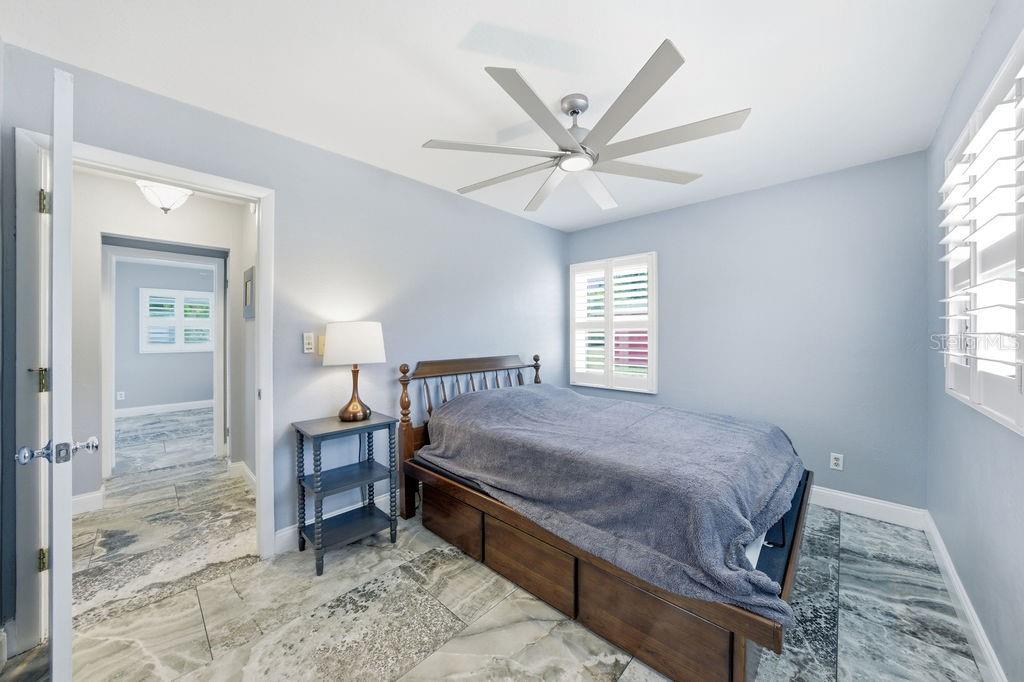 MEADOW LAWN 10TH ADD - Residential