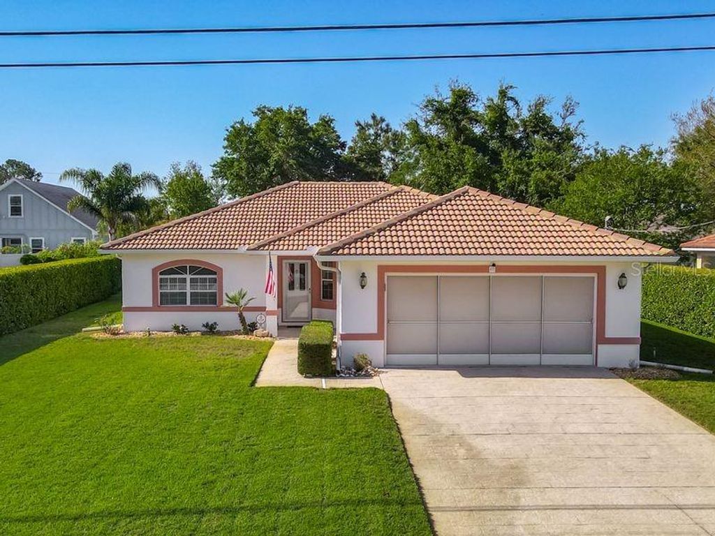 Photo of 60 Rolling Sands Drive, Palm Coast, FL 32164 (MLS # FC317693)