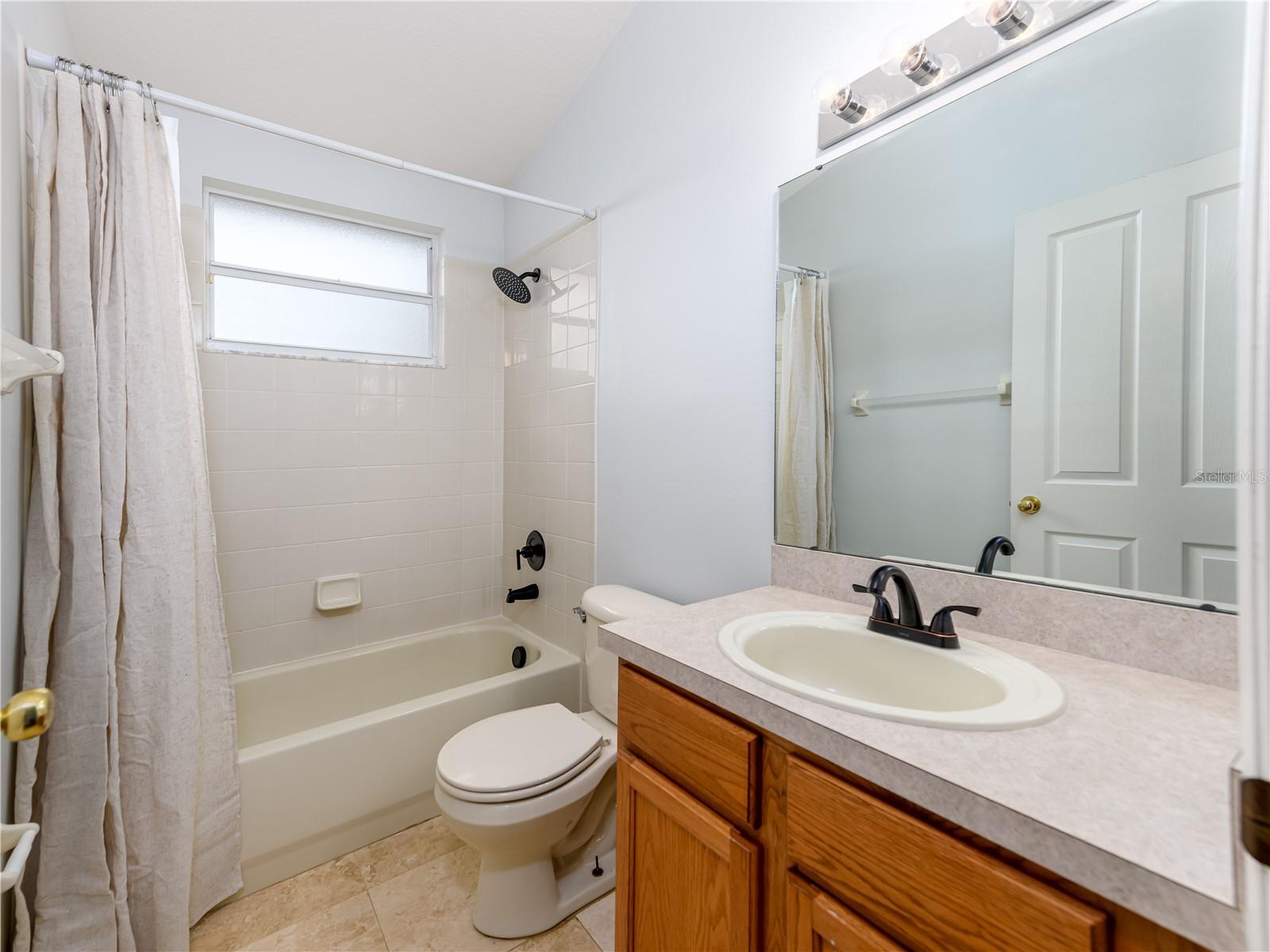 OAK GROVE - Residential