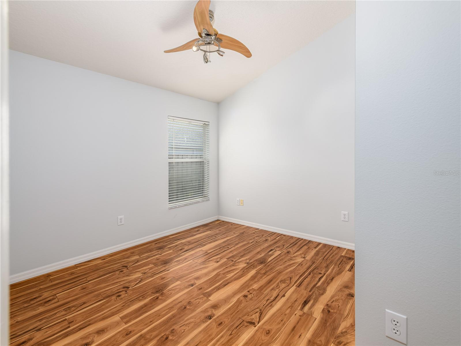OAK GROVE - Residential