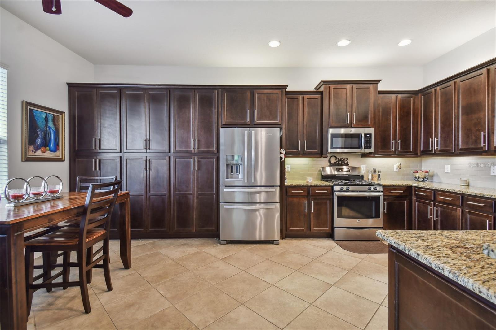 THE RIDGE AT WIREGRASS RANCH - Residential Lease