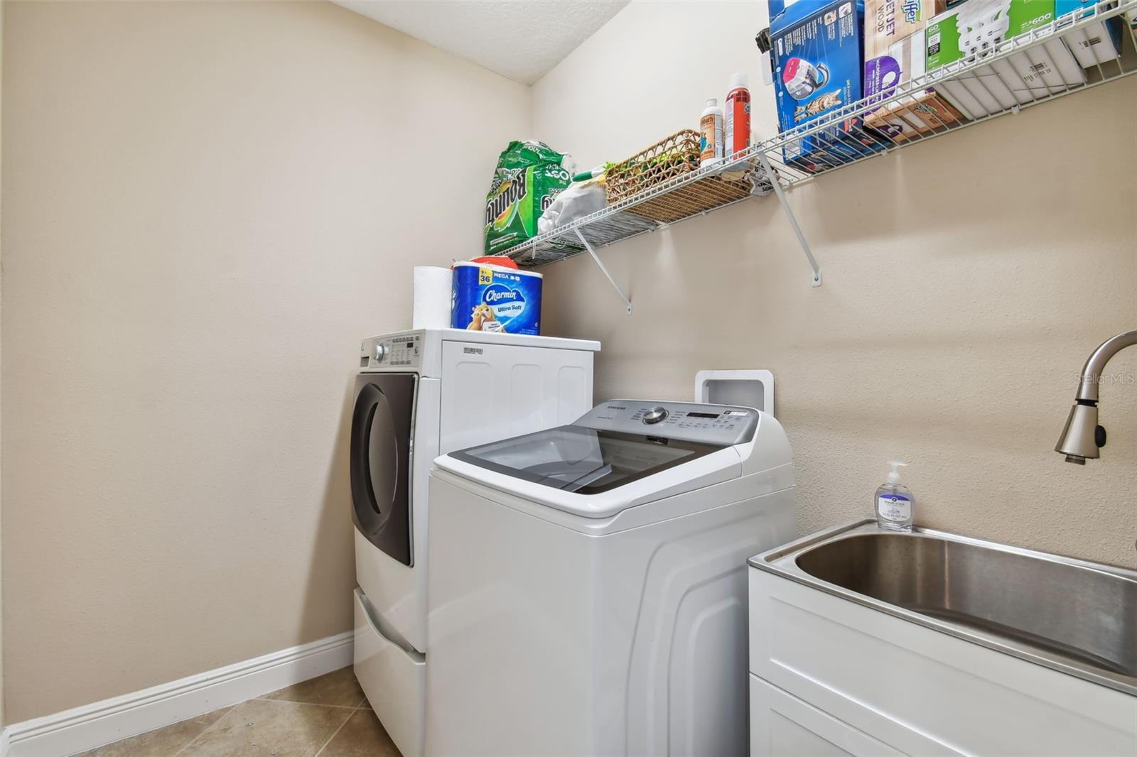 THE RIDGE AT WIREGRASS RANCH - Residential Lease