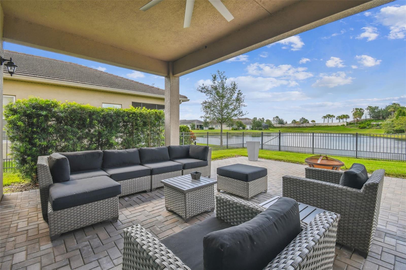 THE RIDGE AT WIREGRASS RANCH - Residential Lease