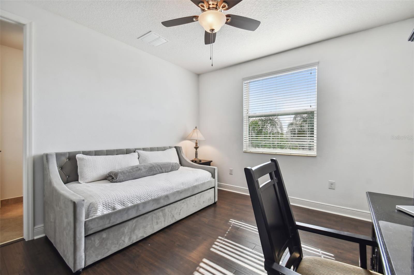 THE RIDGE AT WIREGRASS RANCH - Residential Lease