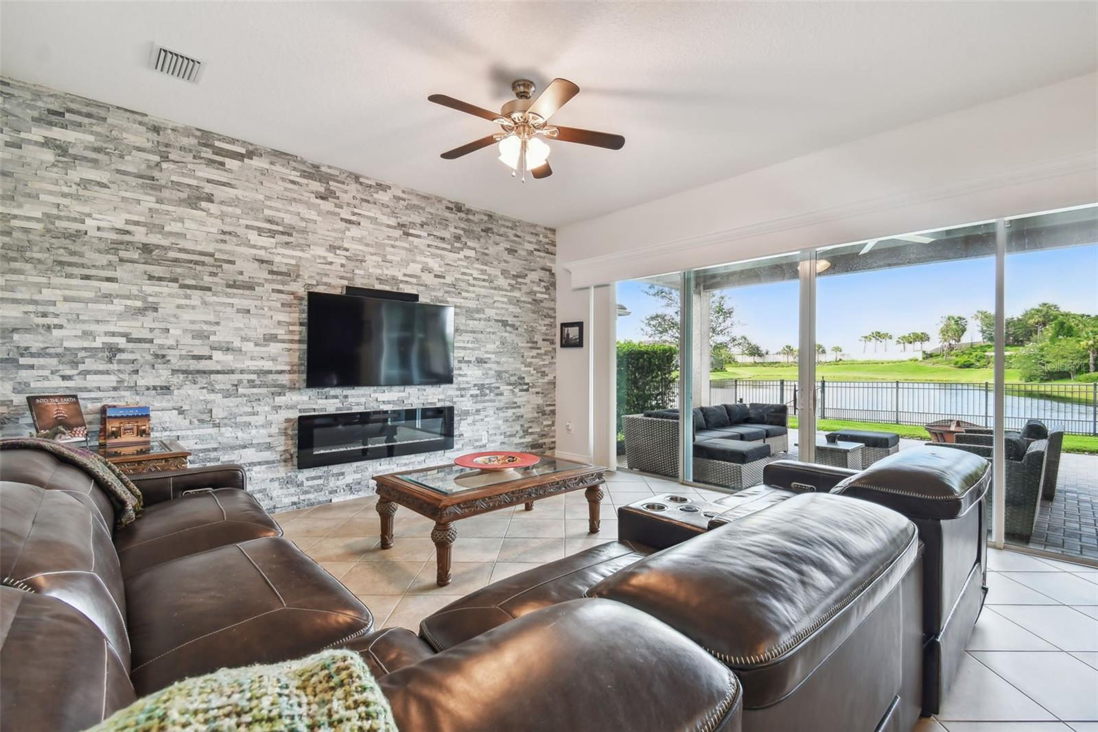THE RIDGE AT WIREGRASS RANCH - Residential Lease