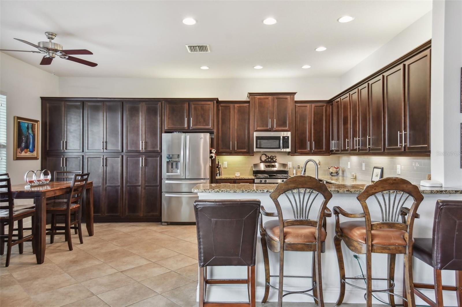 THE RIDGE AT WIREGRASS RANCH - Residential Lease