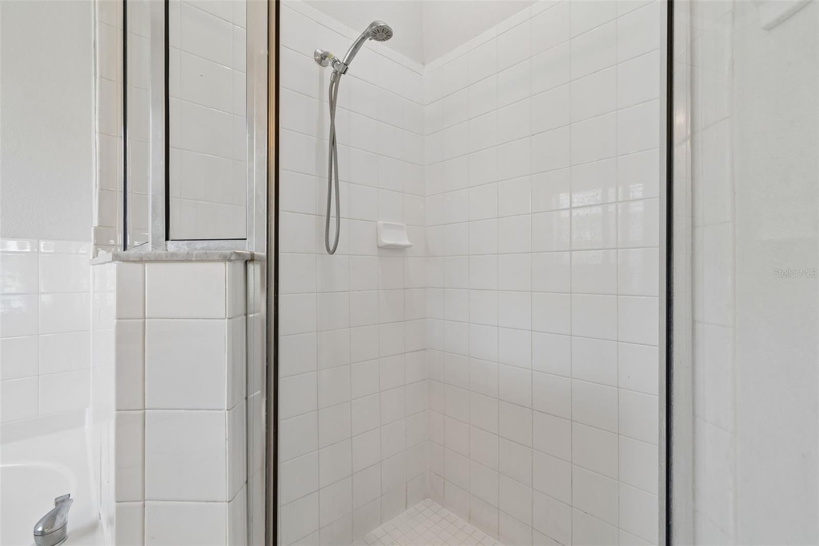 RIVER BEND PH 1A - Residential Lease