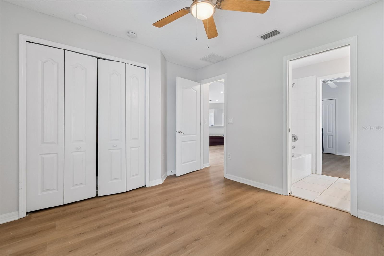RIVER BEND PH 1A - Residential Lease