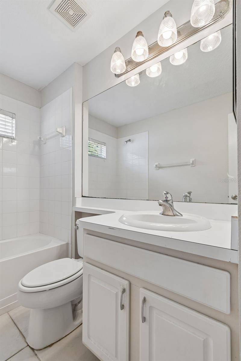 RIVER BEND PH 1A - Residential Lease