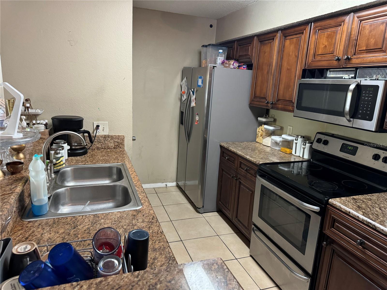 9481 HIGHLAND OAK DRIVE 1611