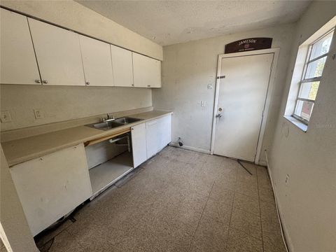 Tiny photo for 505 Kilgore Street, Wildwood, FL 34785 (MLS # O6395460)