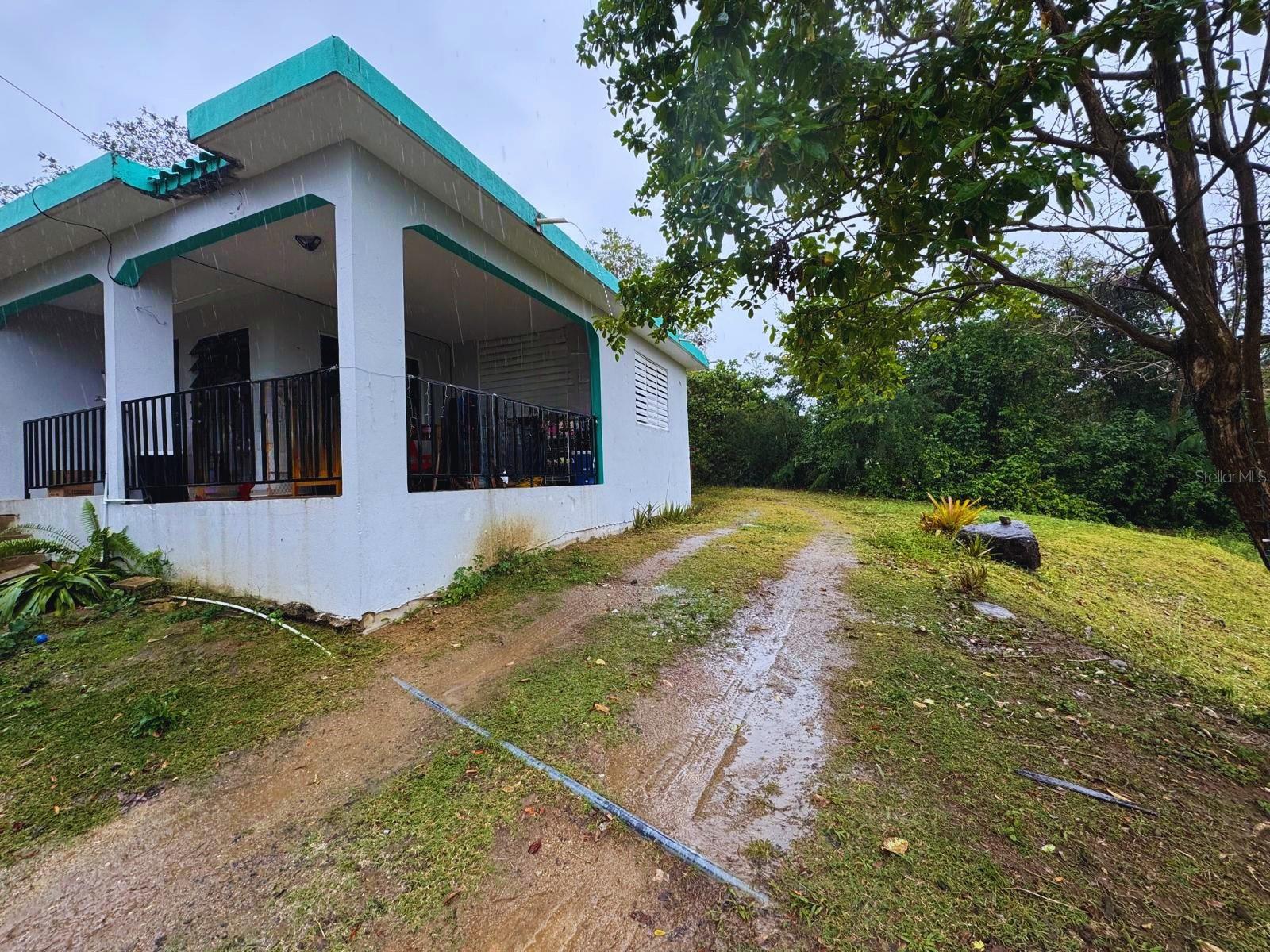 Calle #10 COMM MONTE SANTO P-2