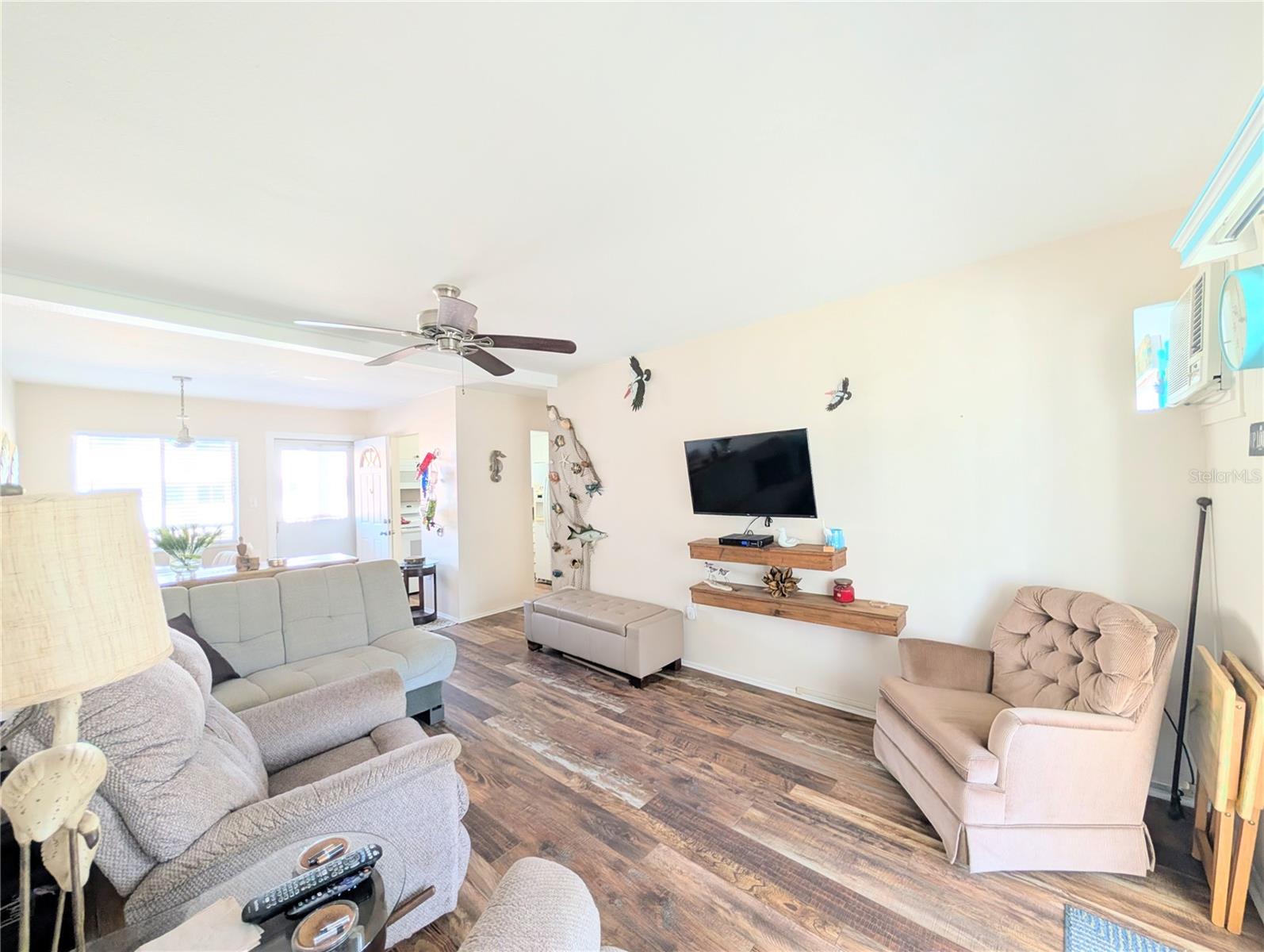 THE FOURTH BAYSHORE - Residential