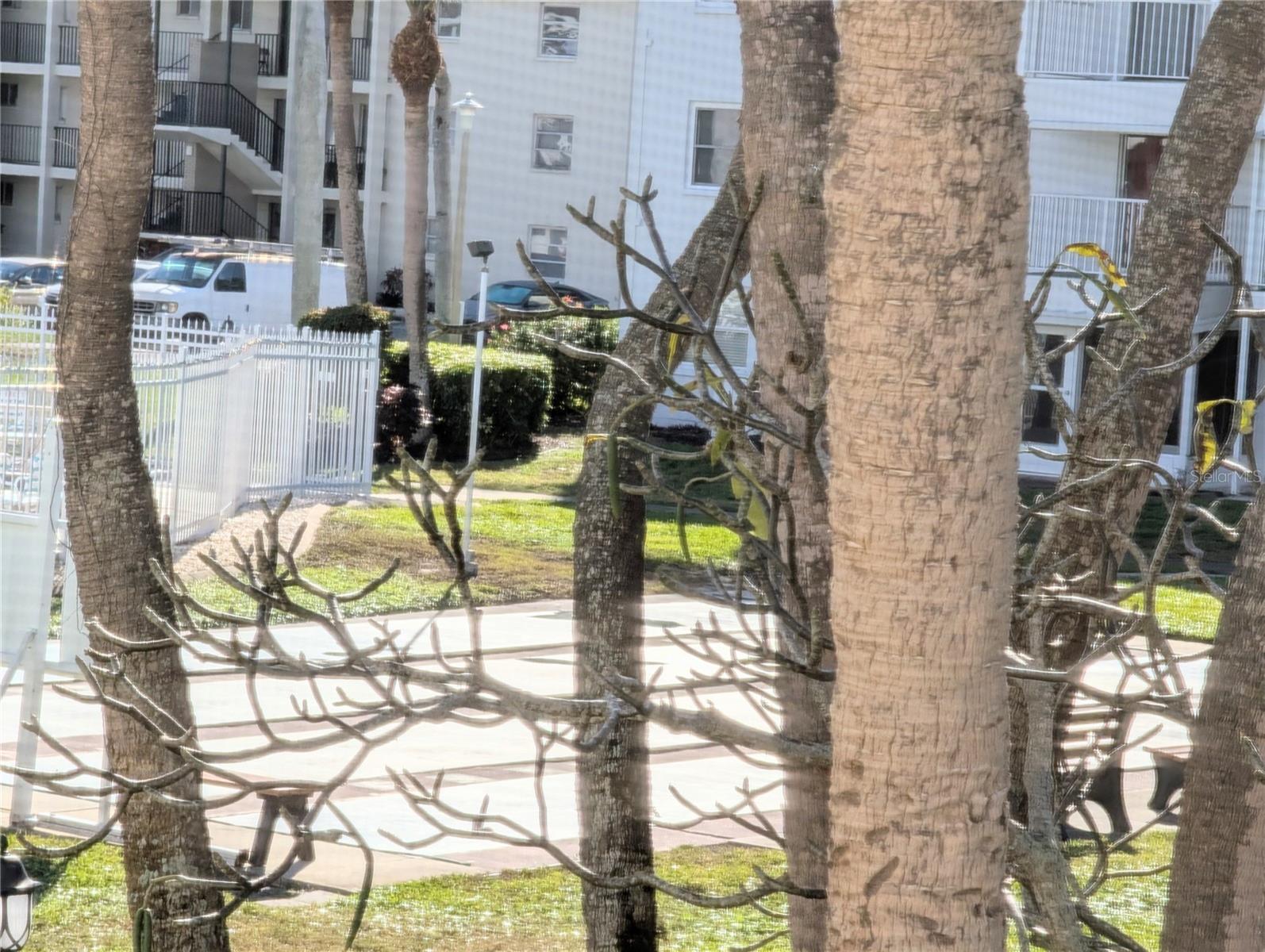 THE FOURTH BAYSHORE - Residential