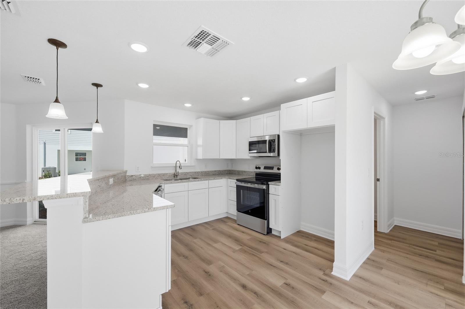 CARPENTERS CREST - Residential