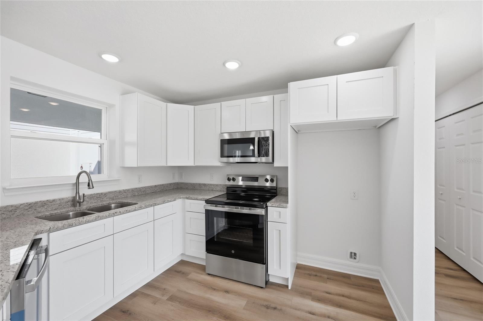 CARPENTERS CREST - Residential