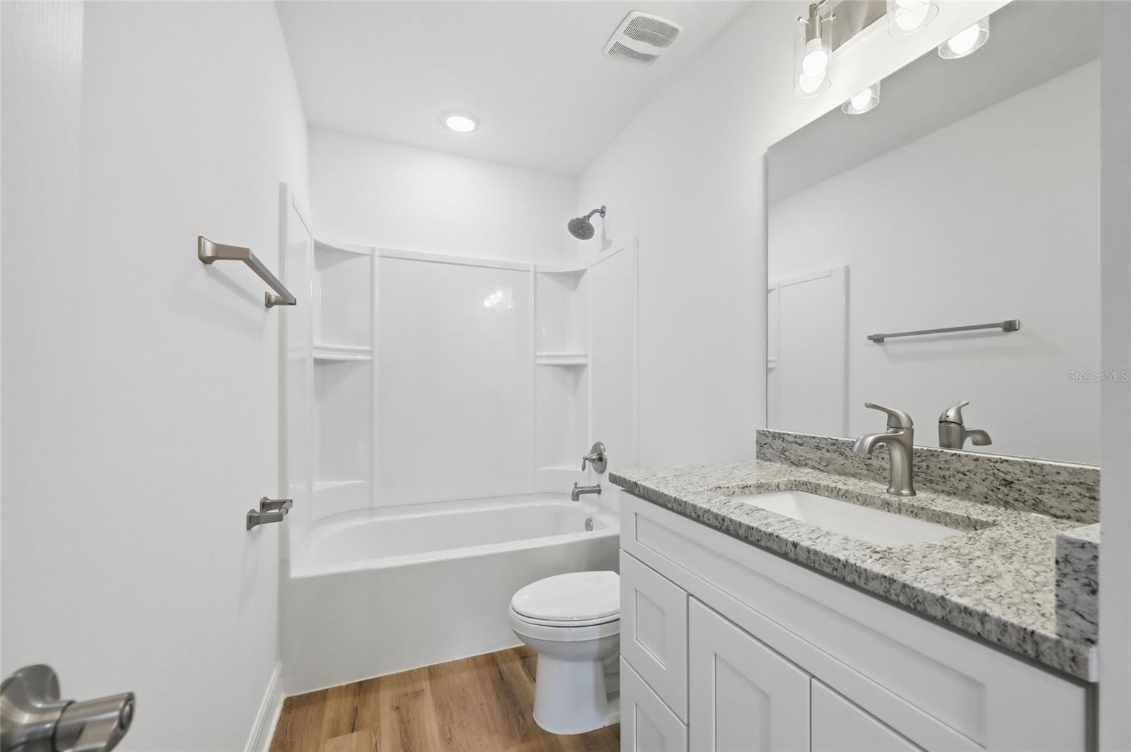 CARPENTERS CREST - Residential