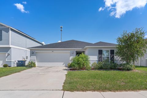 Photo of 1341 Mattie Pointe Boulevard, Auburndale, FL 33823 (MLS # L4951581)