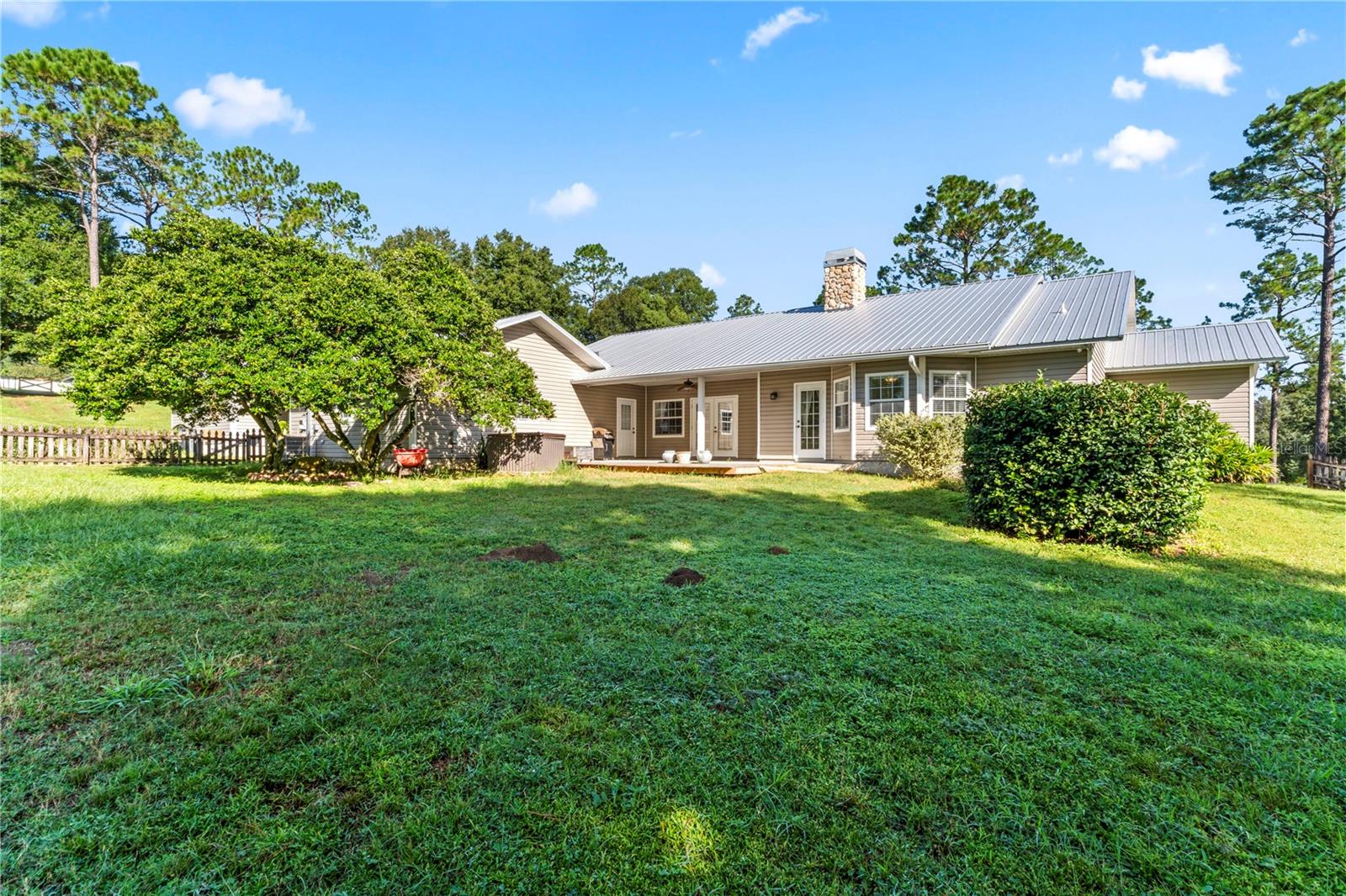 ZEPHYRHILLS COLONY CO - Residential