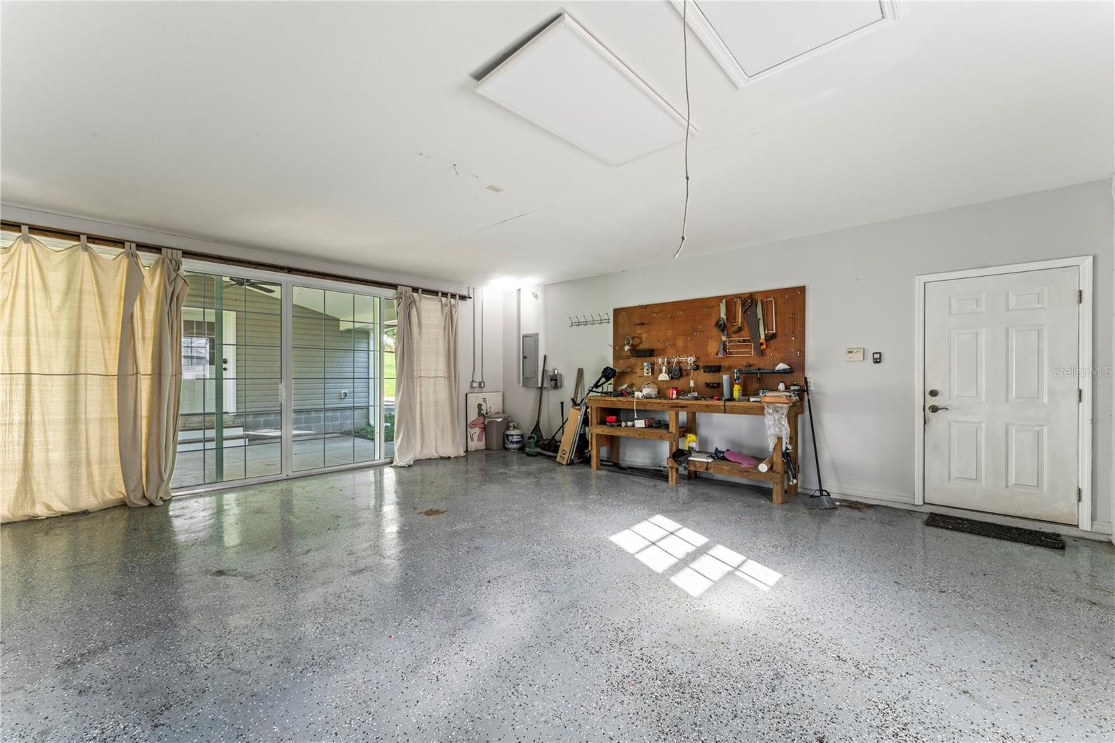 ZEPHYRHILLS COLONY CO - Residential