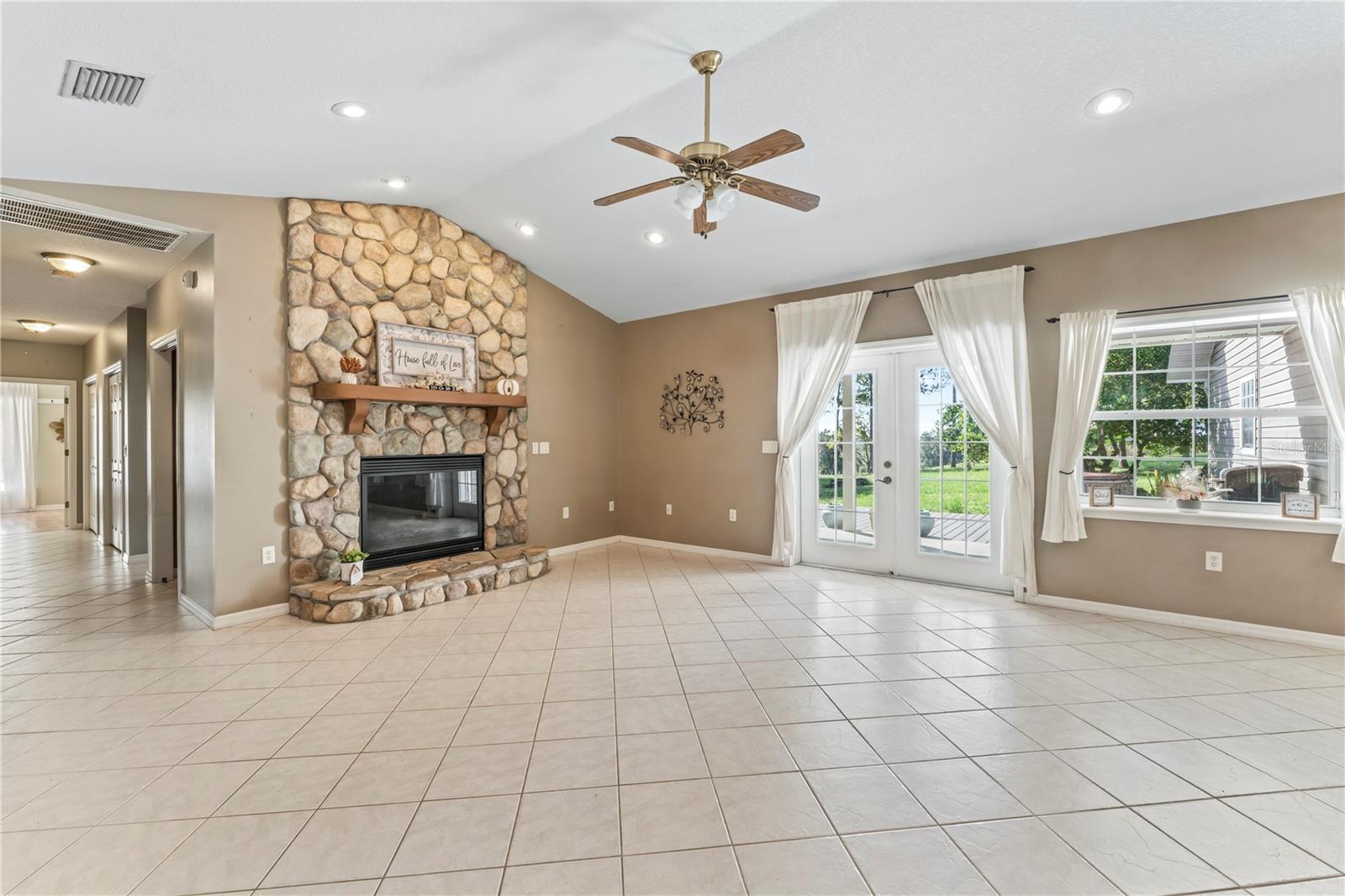 ZEPHYRHILLS COLONY CO - Residential