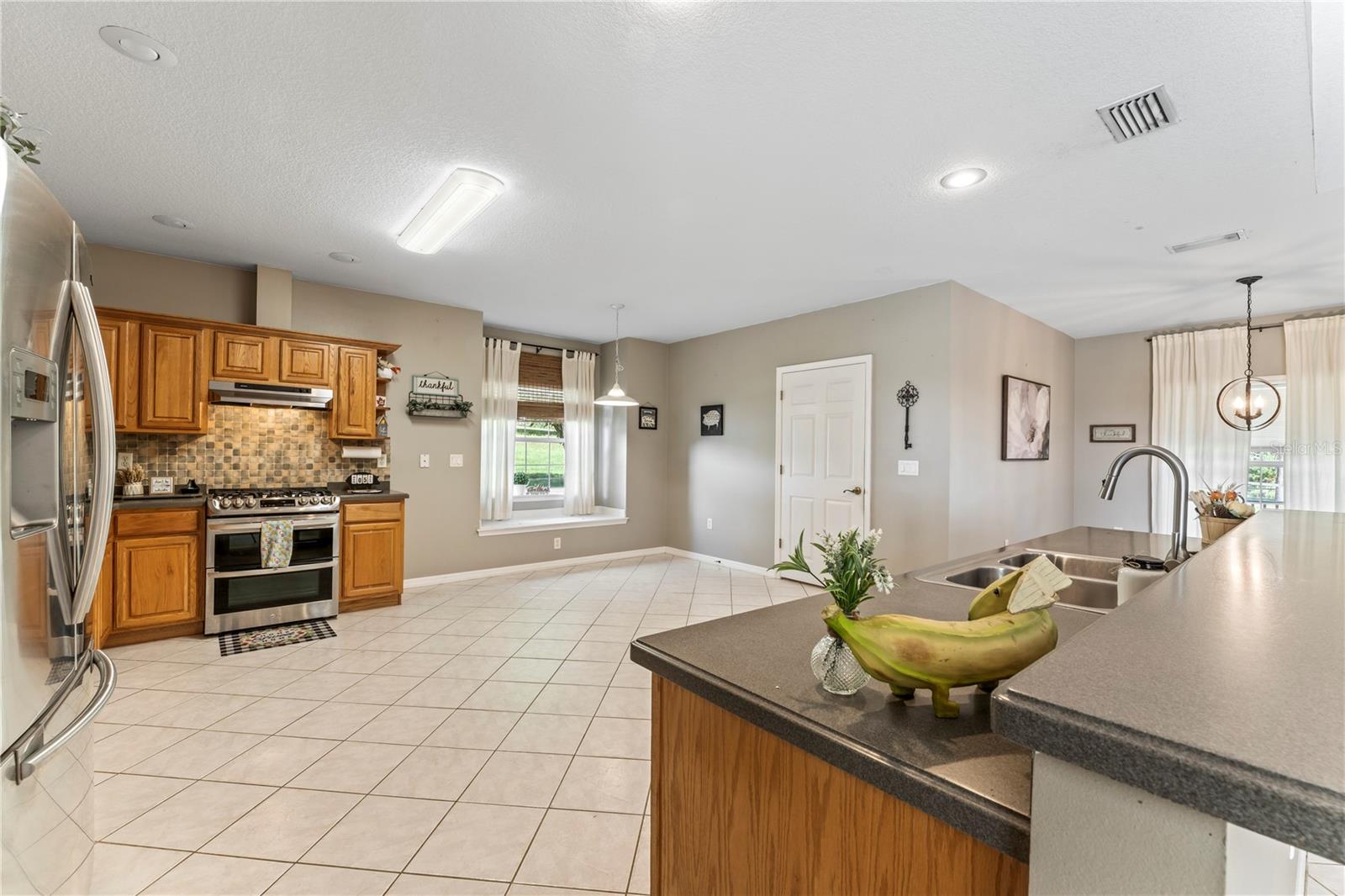 ZEPHYRHILLS COLONY CO - Residential