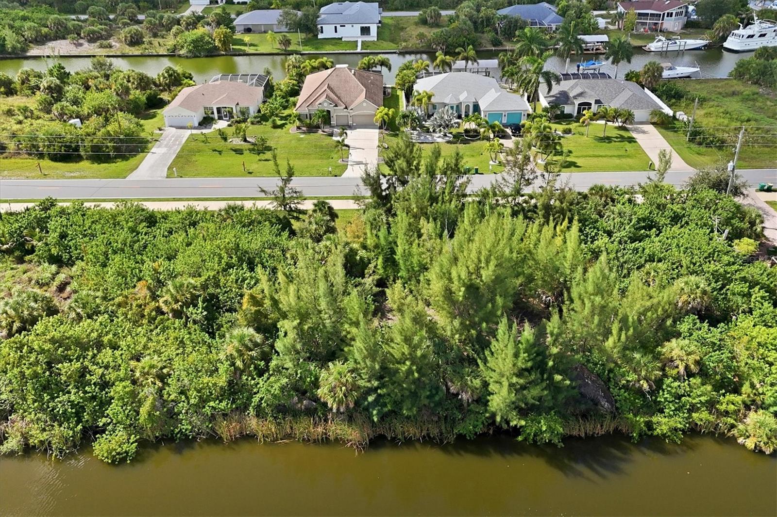 14986 APPLETON BOULEVARD, PORT CHARLOTTE, FL, 33981 3 14986 APPLETON BOULEVARD