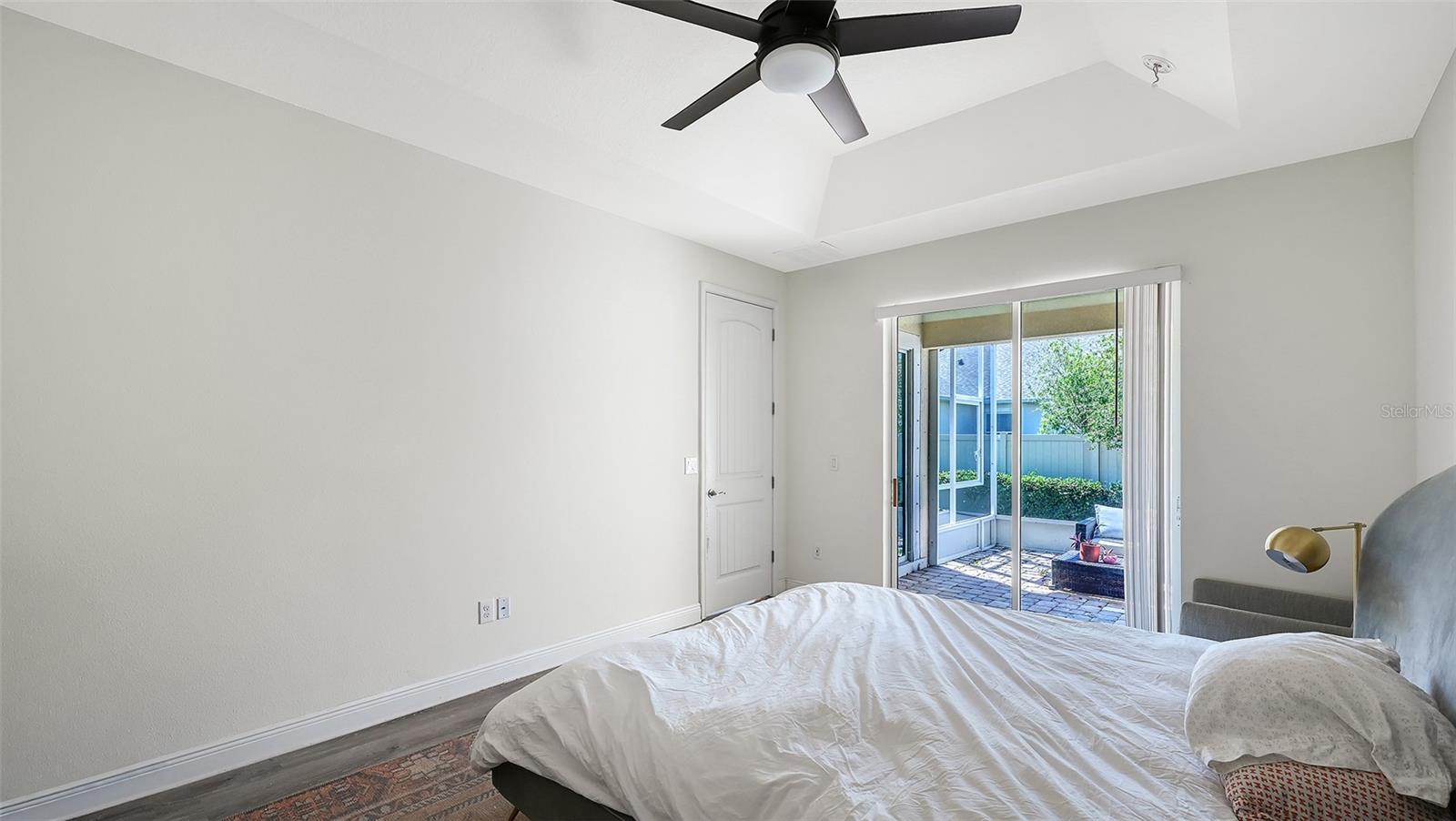 ENCLAVE/FRST LAKES - Residential