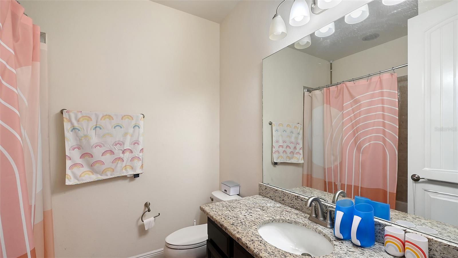 ENCLAVE/FRST LAKES - Residential