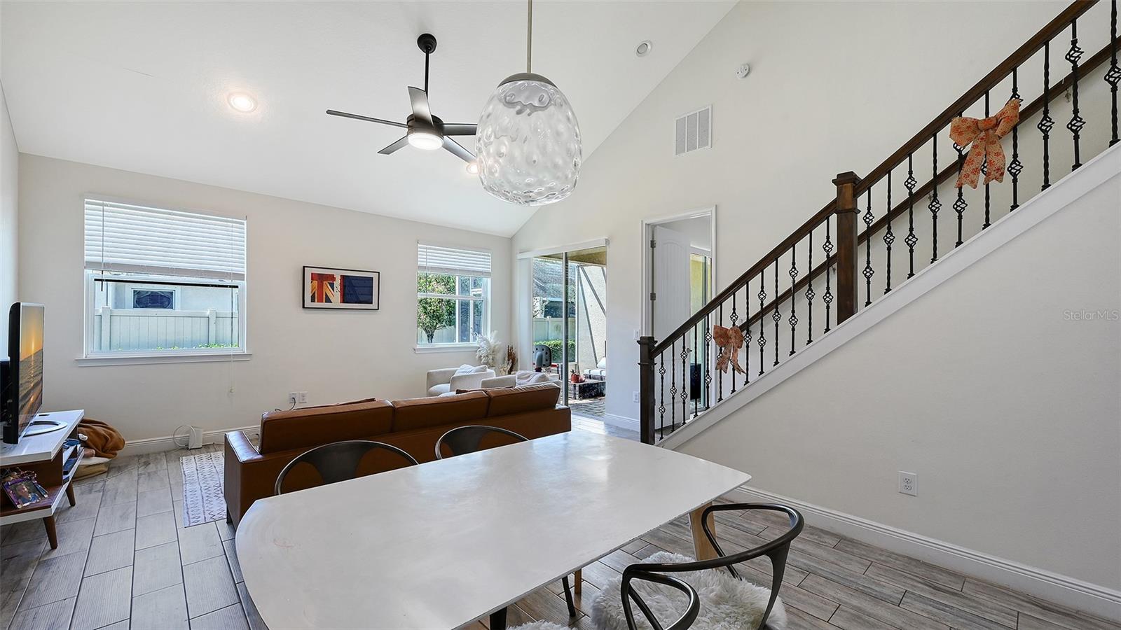 ENCLAVE/FRST LAKES - Residential