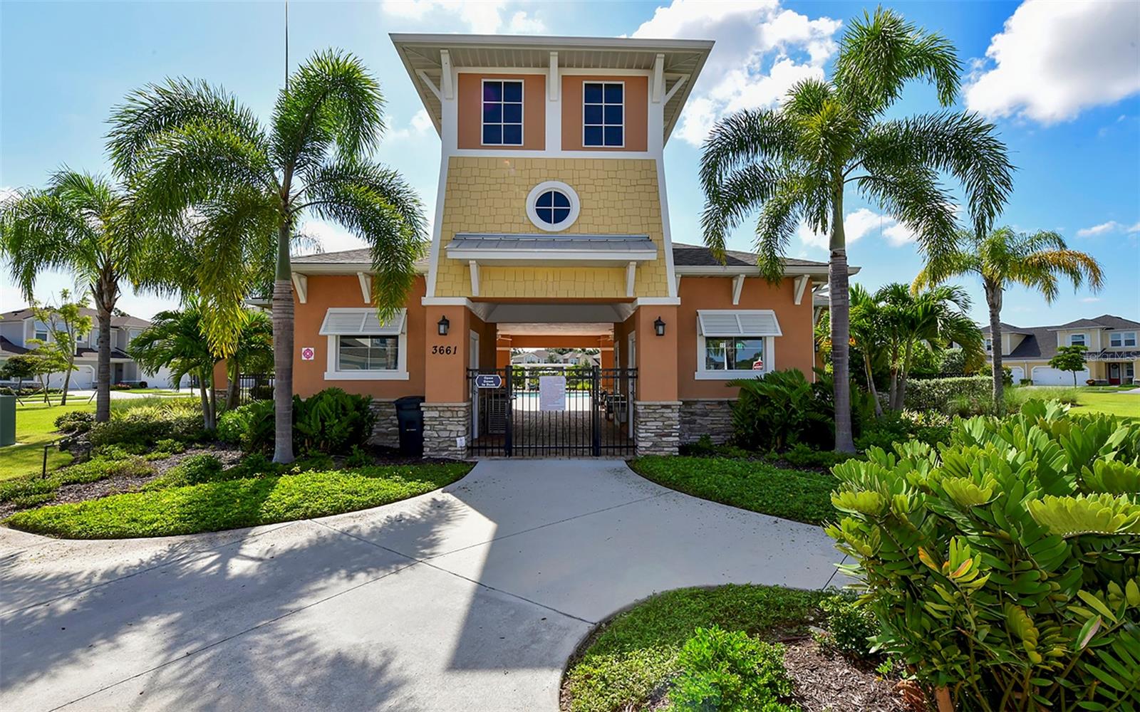 ENCLAVE/FRST LAKES - Residential