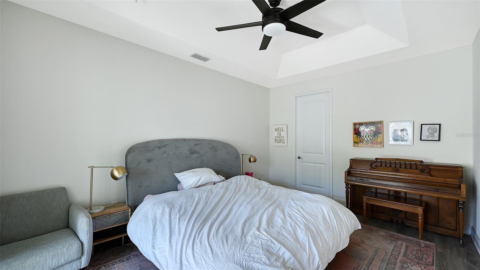 ENCLAVE/FRST LAKES - Residential