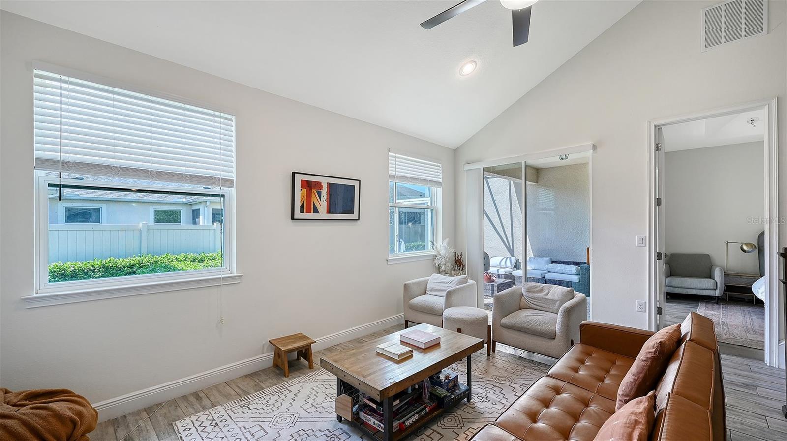 ENCLAVE/FRST LAKES - Residential