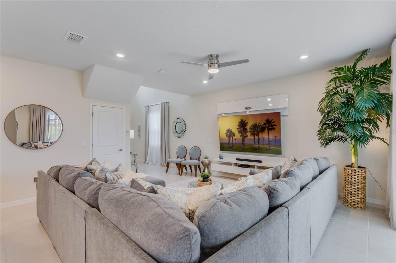 1170 ALOHA BOULEVARD