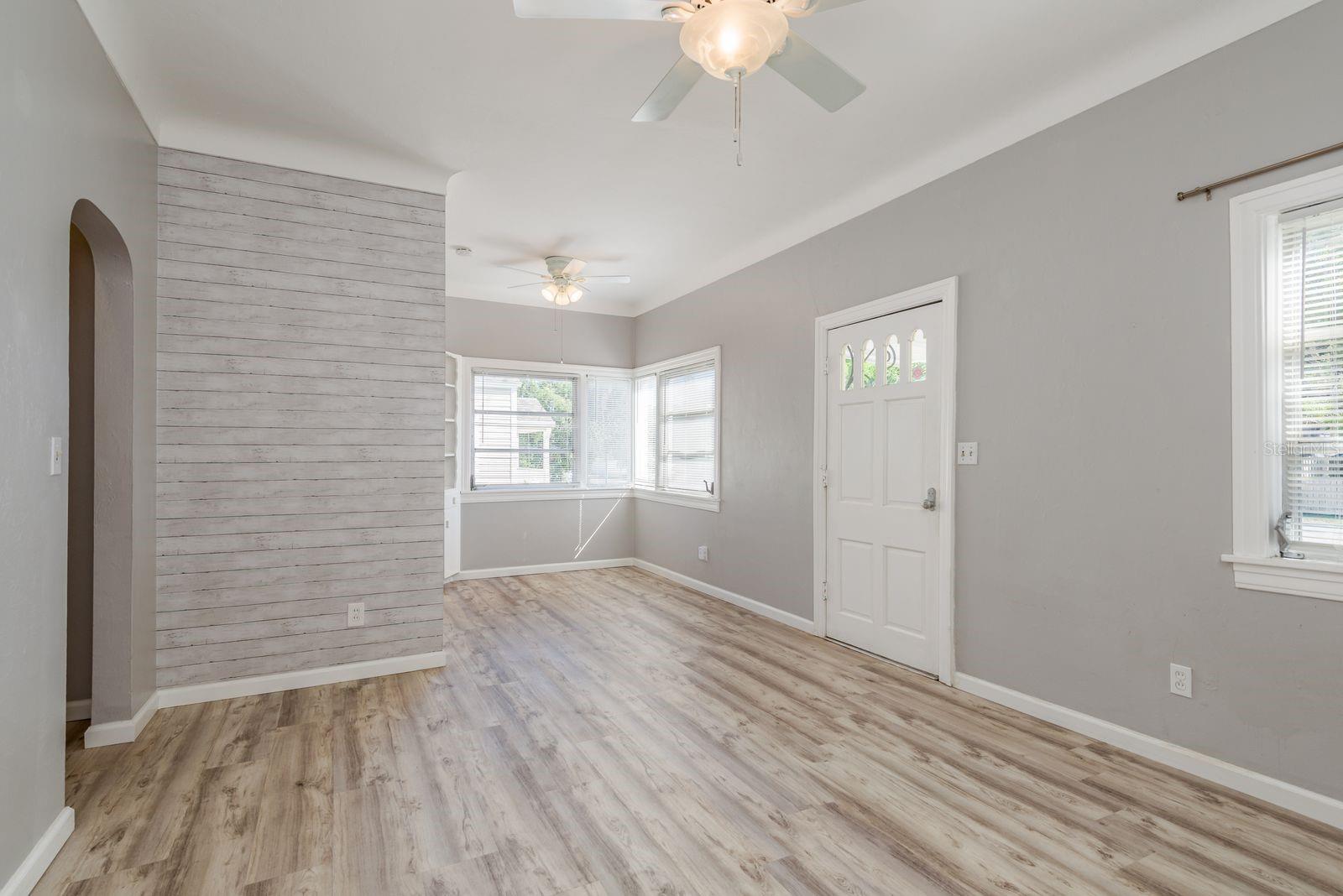ROUSE MANOR - Residential