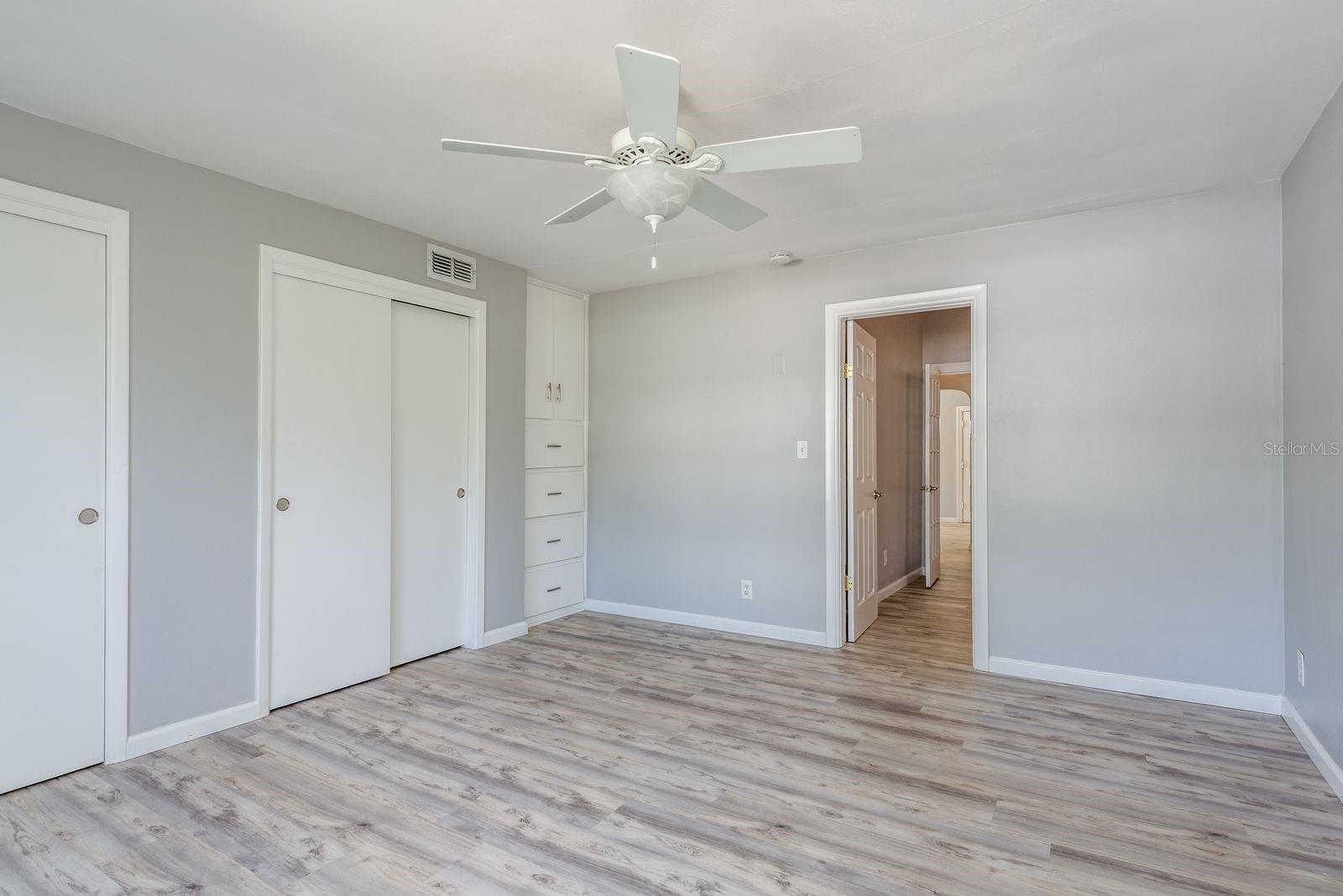 ROUSE MANOR - Residential