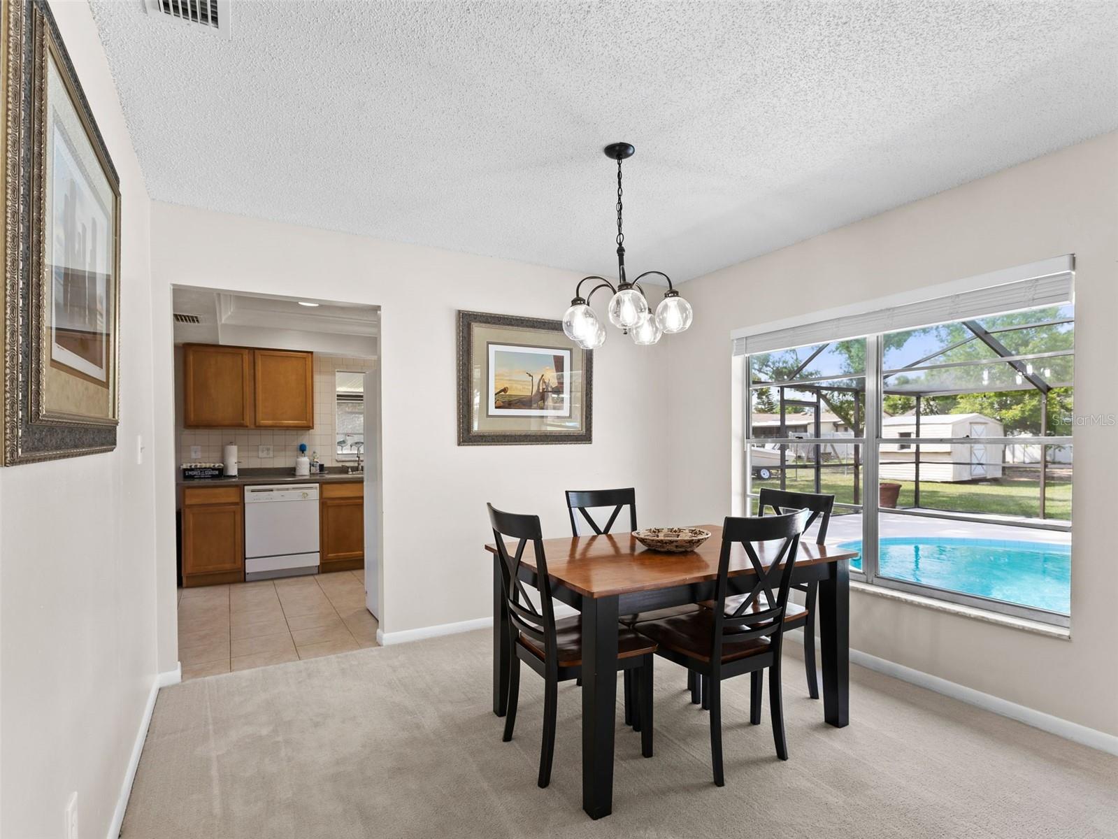 HOLLOWTREE - Residential