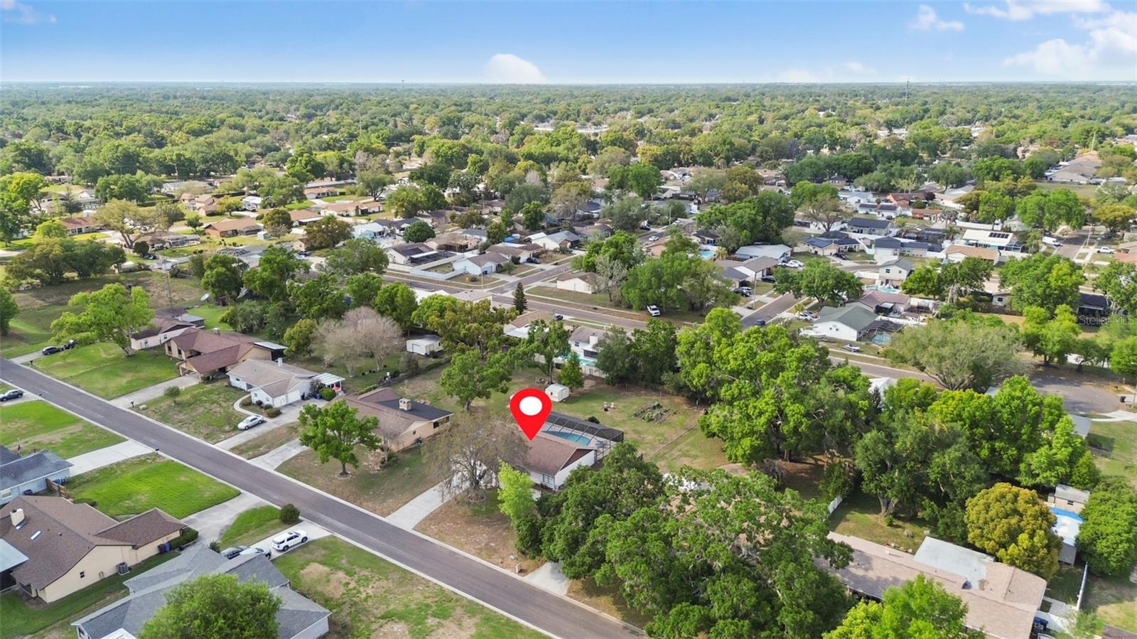 HOLLOWTREE - Residential